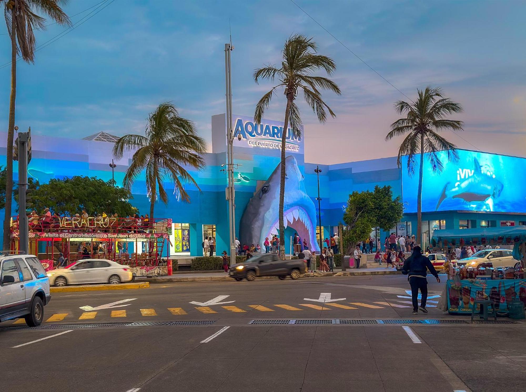 Suites Brisa Marina - Atras De Playa Regatas Y El Malecon, 6 Calles Del Acuario Veracruz Eksteriør bilde